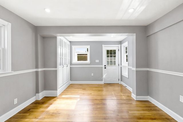 10 Washington Park 1RIGHT, Newton, MA 02460