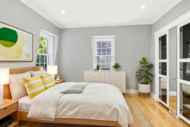 10 Washington Park 1RIGHT, Newton, MA 02460