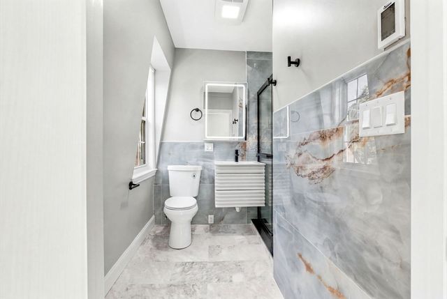 10 Washington Park 1RIGHT, Newton, MA 02460