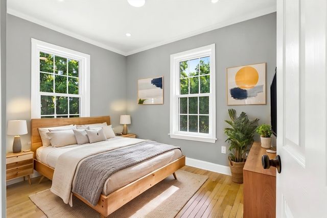10 Washington Park 1RIGHT, Newton, MA 02460