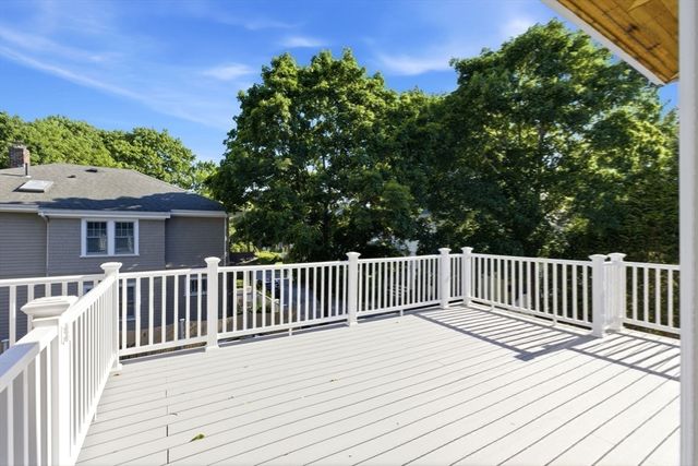 10 Washington Park 1RIGHT, Newton, MA 02460