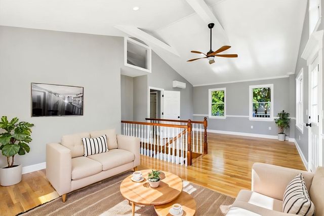 10 Washington Park 1RIGHT, Newton, MA 02460
