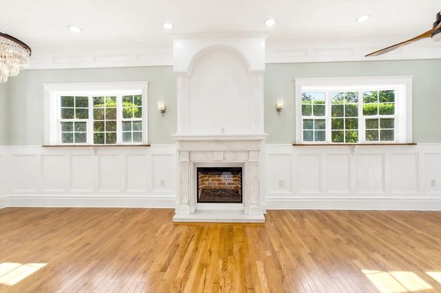 10 Washington Park 1RIGHT, Newton, MA 02460