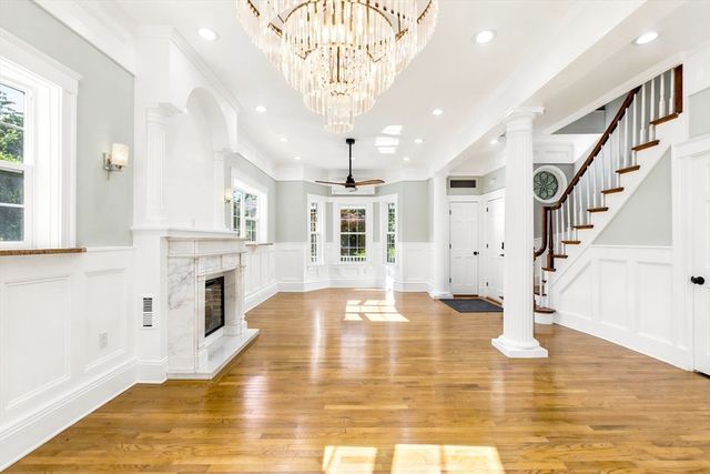 10 Washington Park 1RIGHT, Newton, MA 02460