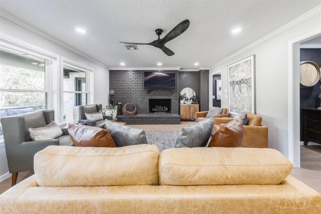 2507 Pine Bend Dr, Houston, TX 77339
