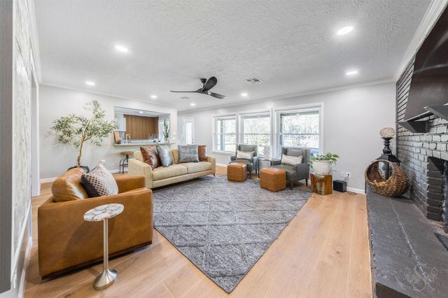 2507 Pine Bend Dr, Houston, TX 77339