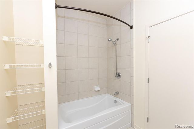 315 2nd Street 203, Ann Arbor, MI 48103