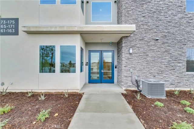 165 Baluster, Irvine, CA 92618