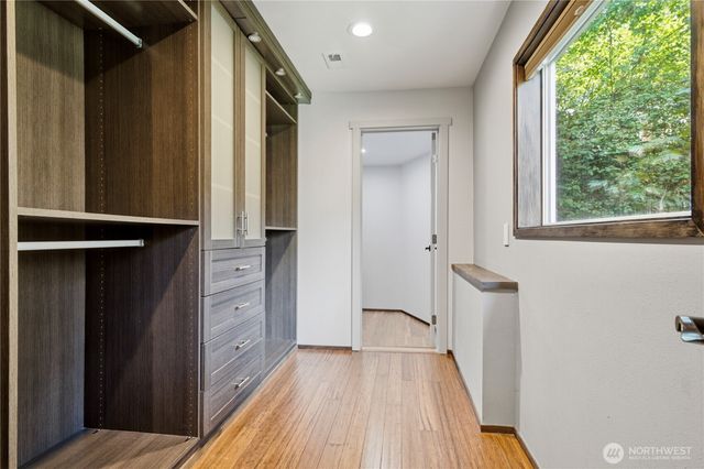 4739 Fernridge Lane, Mercer Island, WA 98040