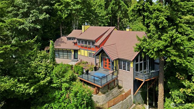 4739 Fernridge Lane, Mercer Island, WA 98040