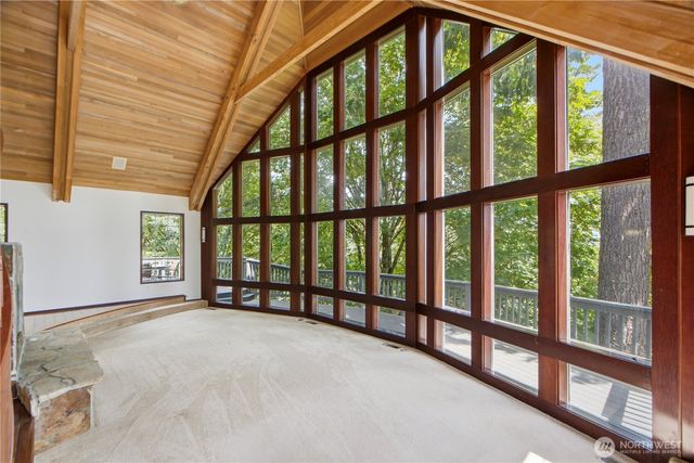 4739 Fernridge Lane, Mercer Island, WA 98040
