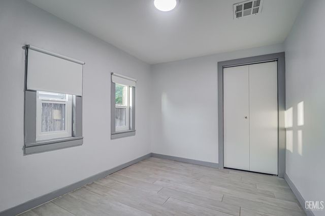 400 Cypress Street, Bakersfield, CA 93304