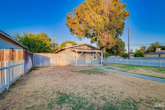 400 Cypress Street, Bakersfield, CA 93304