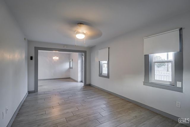 400 Cypress Street, Bakersfield, CA 93304