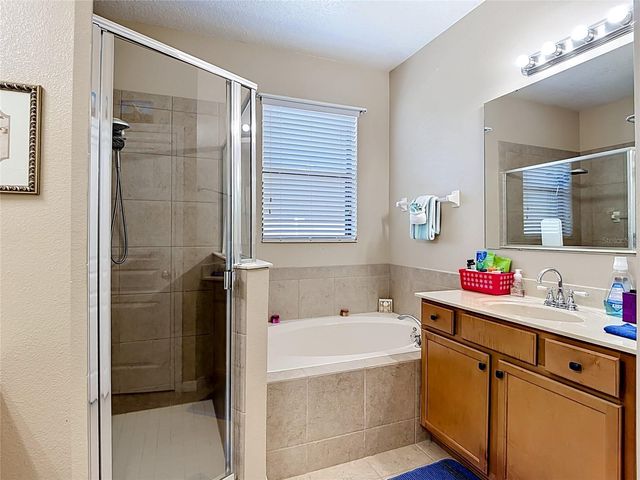 4605 DORAL PARK AVENUE, Kissimmee, FL 34758