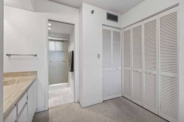 100 OCEAN TRAIL Way 204, Jupiter, FL 33477