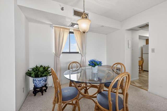 100 OCEAN TRAIL Way 204, Jupiter, FL 33477