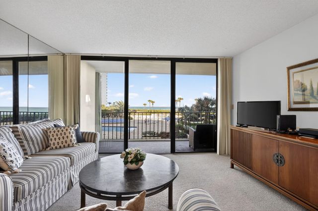 100 OCEAN TRAIL Way 204, Jupiter, FL 33477