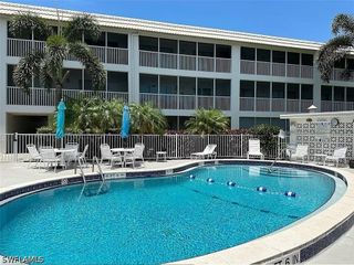 3150 Binnacle DR 318, Naples, FL 34103