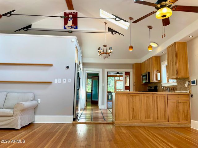11 SPRING Canyon, Bisbee, AZ 85603