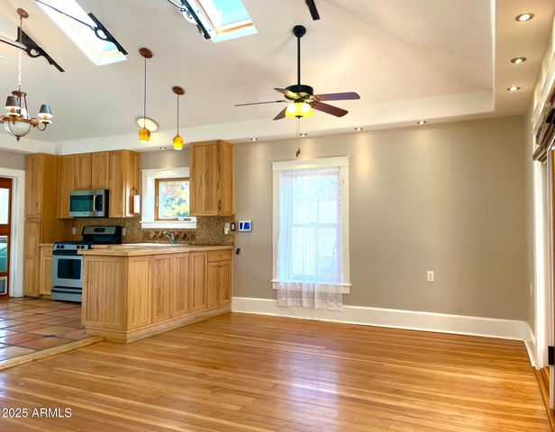 11 SPRING Canyon, Bisbee, AZ 85603