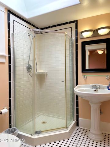 11 SPRING Canyon, Bisbee, AZ 85603