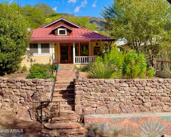 11 SPRING Canyon, Bisbee, AZ 85603