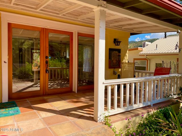 11 SPRING Canyon, Bisbee, AZ 85603