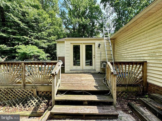 9431 SILVER OAK RD, La Plata, MD 20646