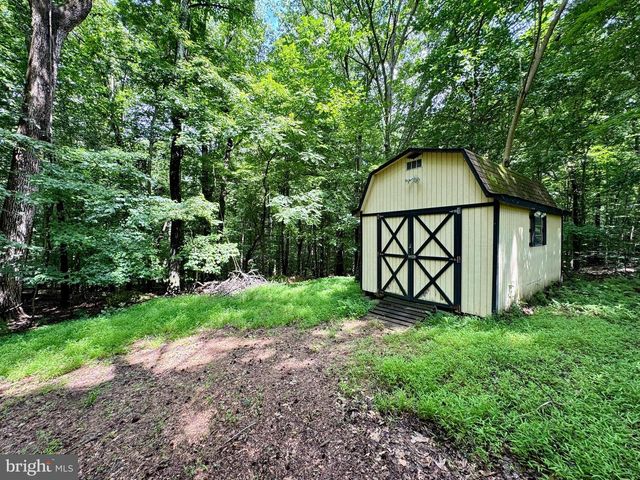 9431 SILVER OAK RD, La Plata, MD 20646