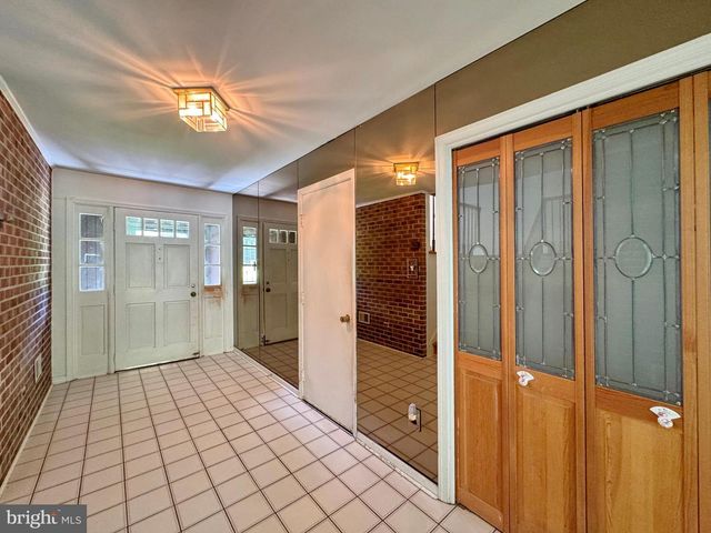 9431 SILVER OAK RD, La Plata, MD 20646