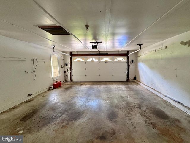 9431 SILVER OAK RD, La Plata, MD 20646