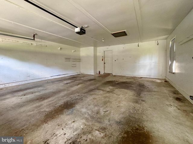 9431 SILVER OAK RD, La Plata, MD 20646