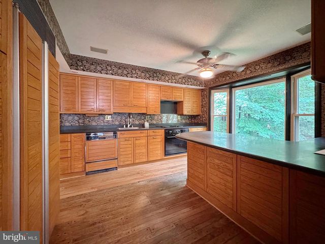 9431 SILVER OAK RD, La Plata, MD 20646