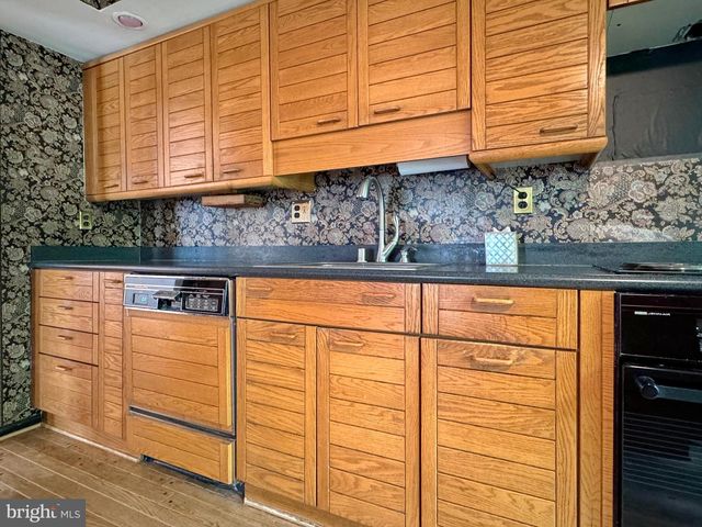 9431 SILVER OAK RD, La Plata, MD 20646