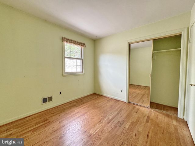 9431 SILVER OAK RD, La Plata, MD 20646