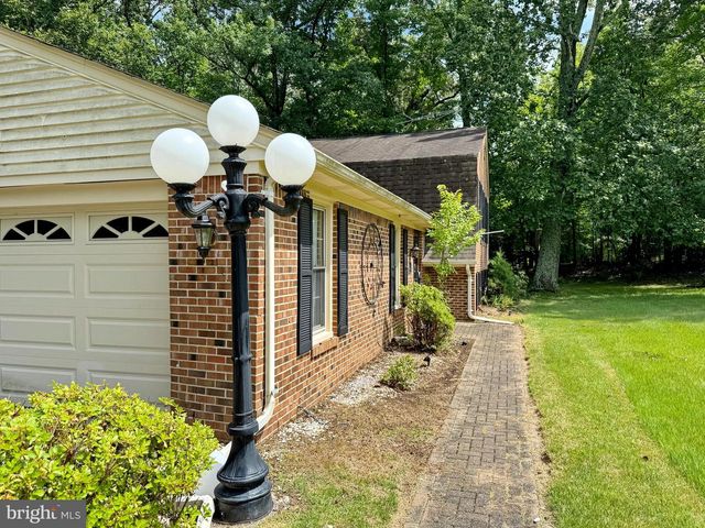 9431 SILVER OAK RD, La Plata, MD 20646