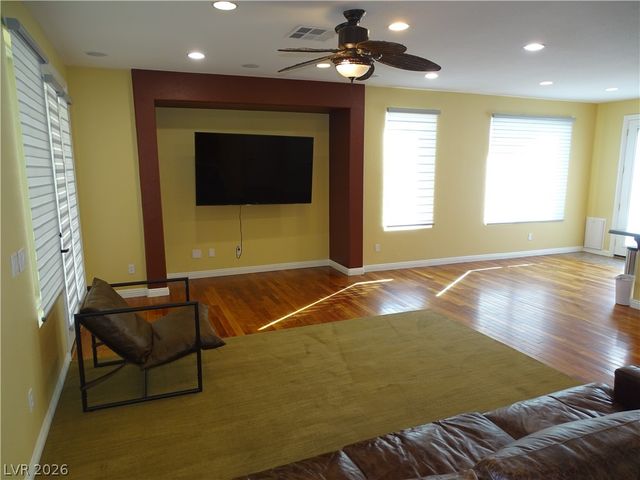 11797 Golden Moments Avenue, Las Vegas, NV 89138