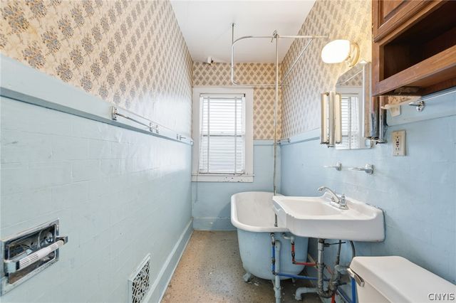 613-615 Highland Street, Syracuse, NY 13203