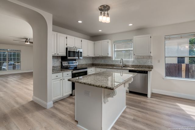 4907 Wood Glen, San Antonio, TX 78244