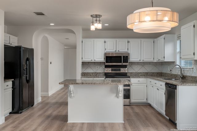 4907 Wood Glen, San Antonio, TX 78244