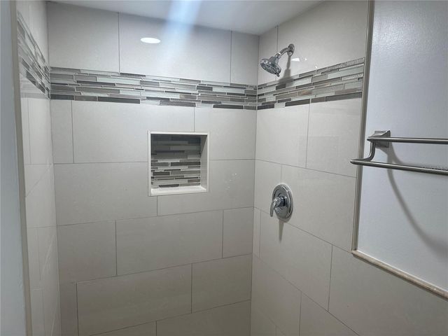 2971 ESTANCIA BOULEVARD 321, Clearwater, FL 33761