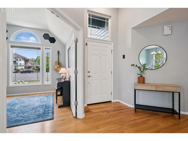 17958 Nw LONE ROCK Dr, Portland, OR 97229