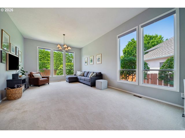 17958 Nw LONE ROCK Dr, Portland, OR 97229