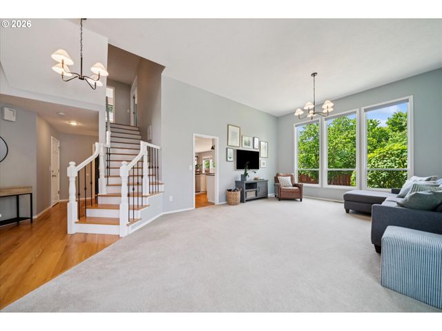 17958 Nw LONE ROCK Dr, Portland, OR 97229