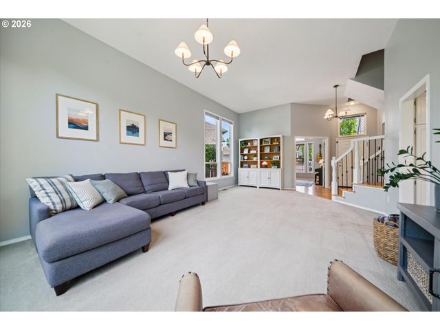 17958 Nw LONE ROCK Dr, Portland, OR 97229