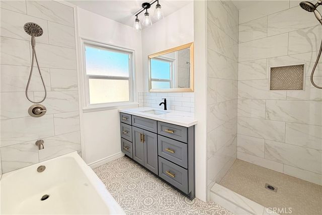 1505 N Rosewood Avenue, Santa Ana, CA 92706