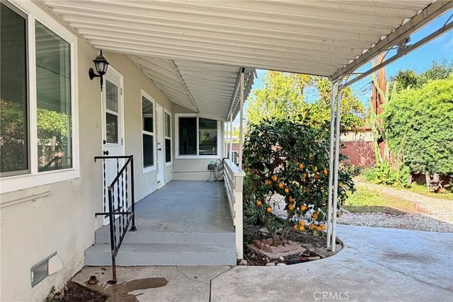 1505 N Rosewood Avenue, Santa Ana, CA 92706