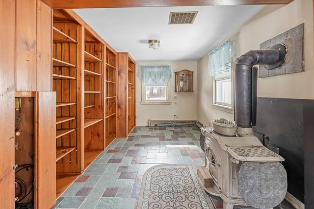 4991 VT Route 313, Arlington, VT 05250