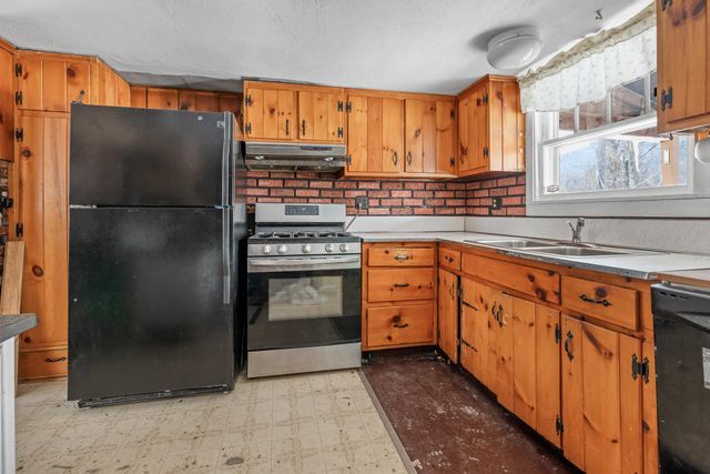 4991 VT Route 313, Arlington, VT 05250